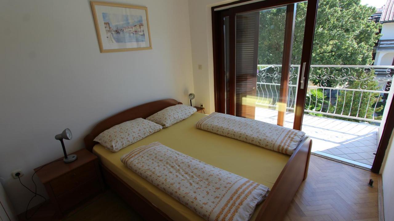 Apartmani Totic Malinska Extérieur photo