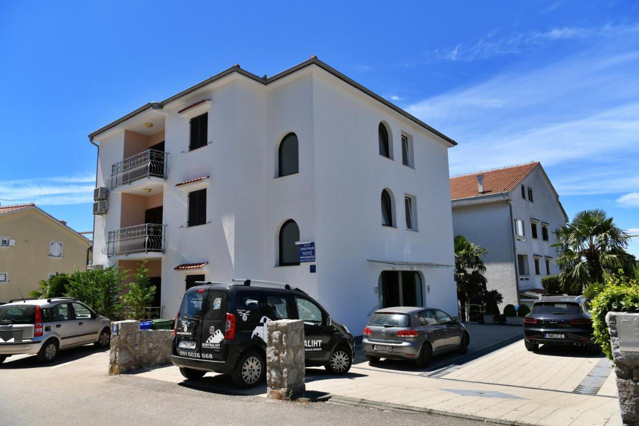 Apartmani Totic Malinska Extérieur photo