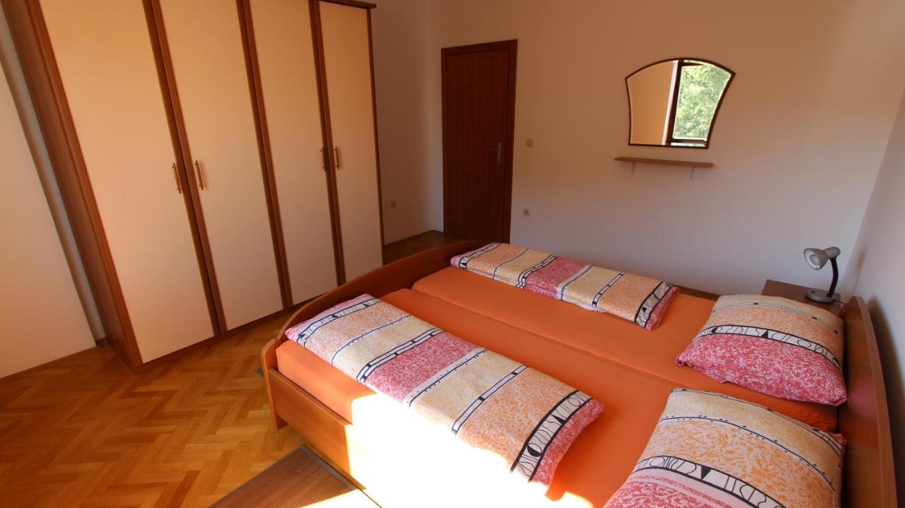 Apartmani Totic Malinska Extérieur photo