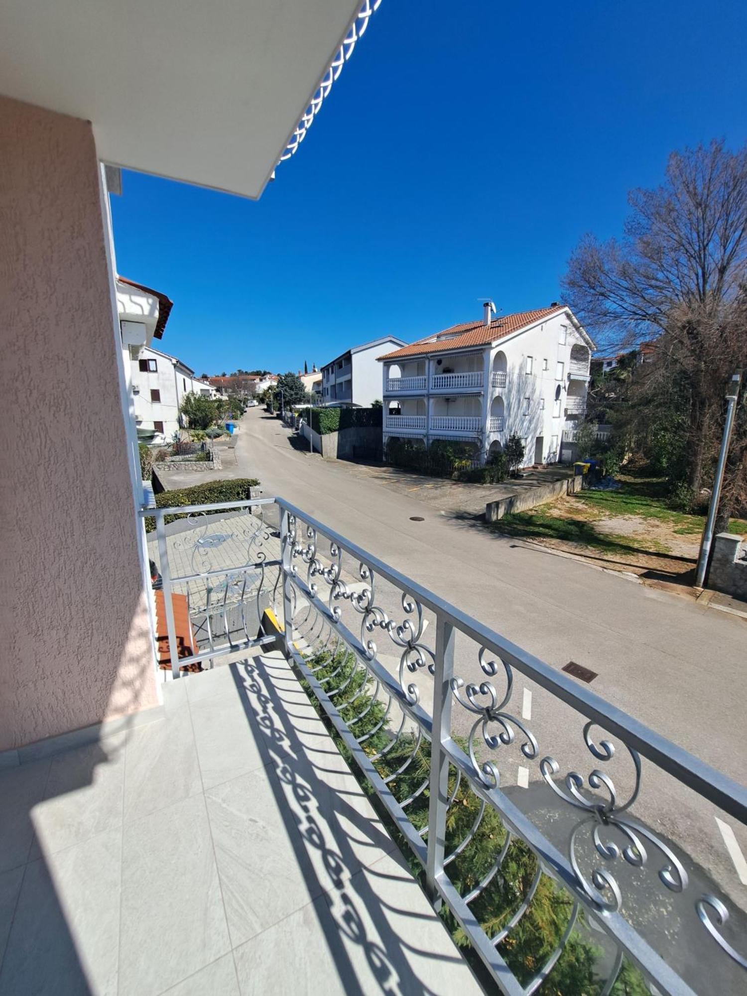 Apartmani Totic Malinska Extérieur photo