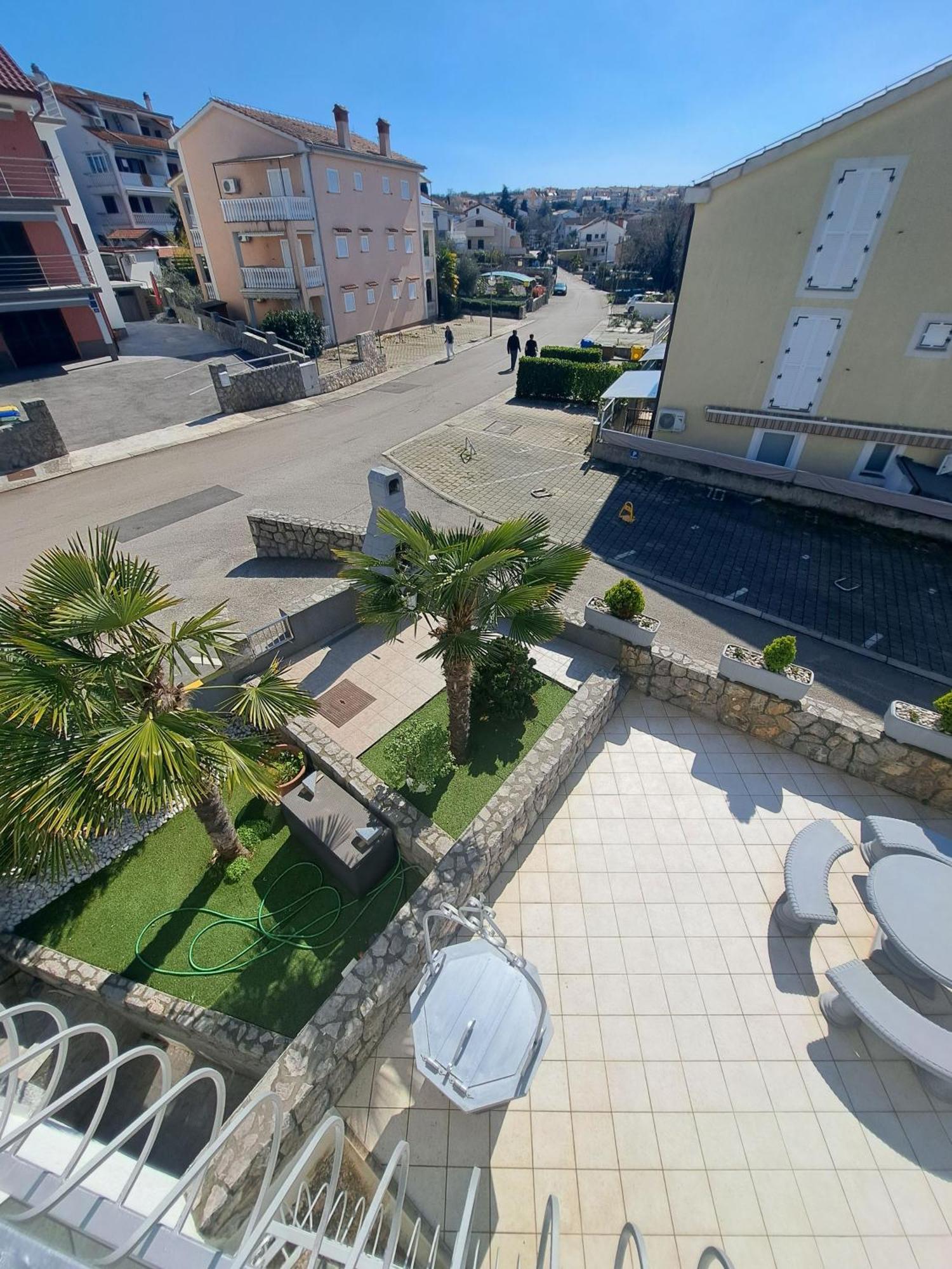 Apartmani Totic Malinska Extérieur photo